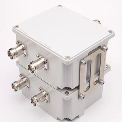 4G LTE 네트워크용 듀얼 밴드 로우 픽 컴바이너 698-960MHz 1710-2700MHz 4.3-10-F DIN-F