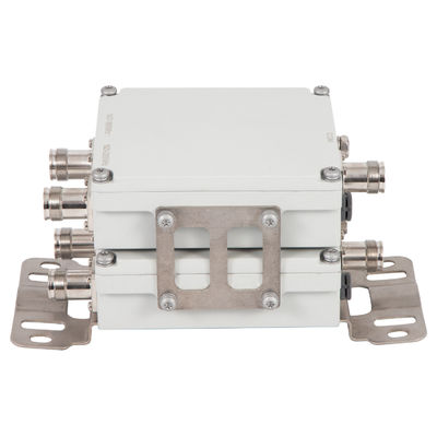 4G LTE 네트워크용 듀얼 밴드 로우 픽 컴바이너 698-960MHz 1710-2700MHz 4.3-10-F DIN-F