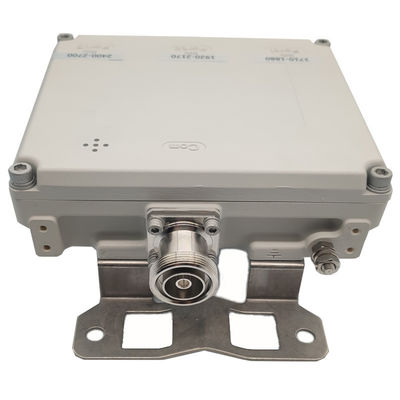 실내/외부 IP65 3 대역 조합기 1710-1880/1920-2170/2300-2700MHz 4.3-10-F DIN-F