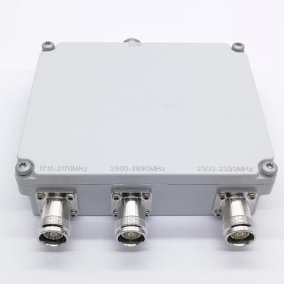 3 대역 낮은 PIM 결합기 600-2170 2500-2690 3400-4000MHz 4.3-10-F DIN-F 장비