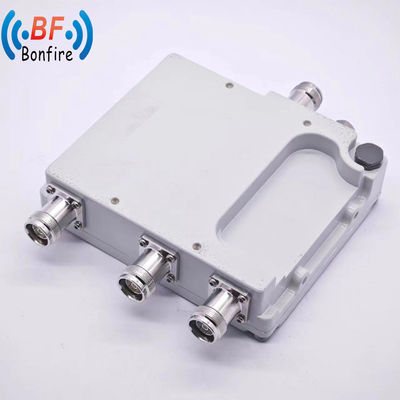 1710-2170MHz 2300-2690MHz VHF UHF 밴드 RF 듀플렉서 SMB 여성 인터페이스와 디플렉서