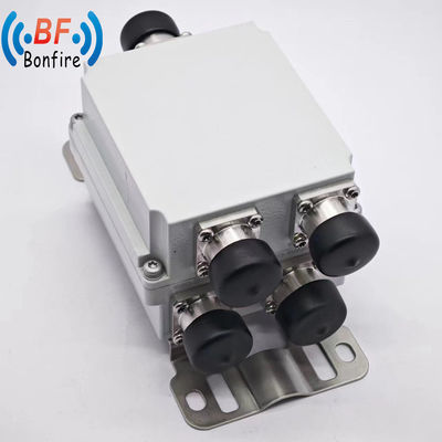트리플렉서 2300-2700MHz RF 트리플 밴드 컴바이너 SMB 여성 인터페이스 4.3-10 F / DIN-F / DIN F