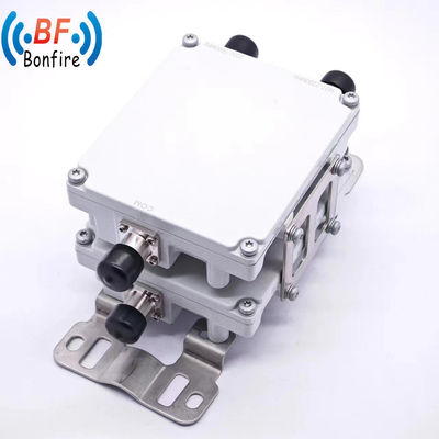 실내/외부 IP65 2300-2700MHz RF 듀플렉서 디플렉서 듀얼 밴드 컴바이너 하위 필터