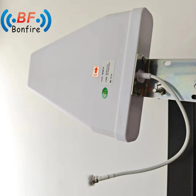 실내 환경에서 698-4000MHz RF 신호 증폭을 위한 컴팩트 버섯 안테나