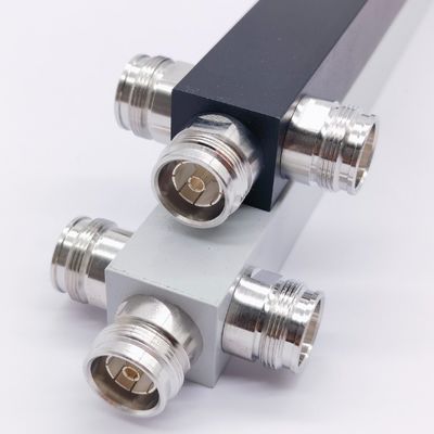 울트라 와이드밴드 3 웨이 로우 픽 반응성 고전력 스플리터 350-3800MHz 4.3-10 F 검은색