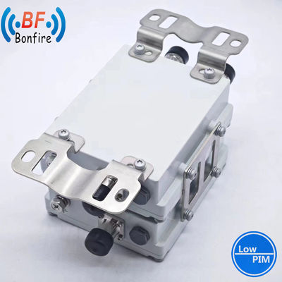 1710-2170MHz 2300-2690MHz 2 in 1 RF 결합 디플렉서 전원 결합기 4310 커넥터