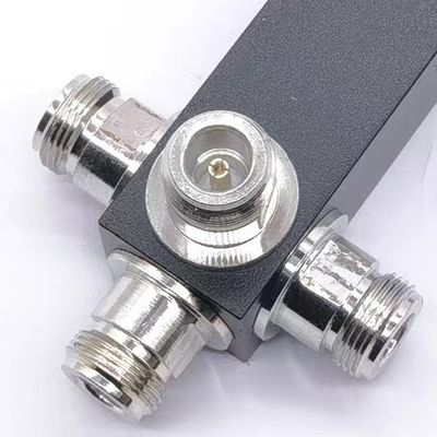 울트라 와이드밴드 2/3/4 웨이 로우 핑 반응성 고전력 스플리터 698-4200MHz N F