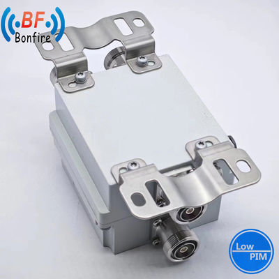 300W 4X2 하이브리드 커플러 컴바이너 1710-2170MHz 2300-2690MHz N-F for Ibs BTS Performance