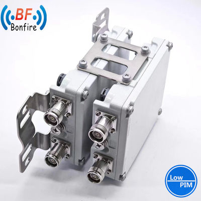 1710-2170MHz 2300-2690MHz 트립렉서 라디오 주파수 3 대역 RF 로우 핑 조합자 SMA 여성
