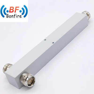 실내/외부 2차원 반응 전력 분산기 -160dbc IP65 350-3800MHz N 여성 회색