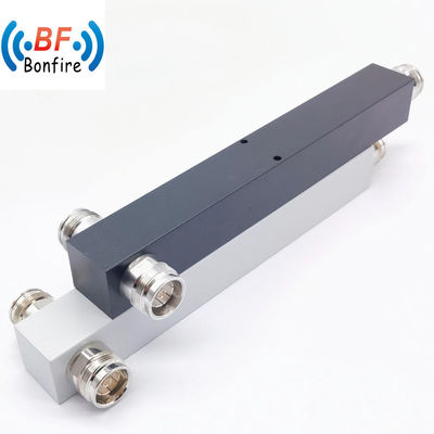 실내/외부 2차원 반응 전력 분산기 -160dbc IP65 350-3800MHz N 여성 회색