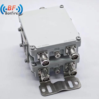 RF 디플렉서 1710-1880 1920-2170 2300-2400 2500-2700MHz RF 트리플렉서 3차원 수동 결합기