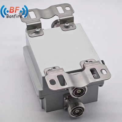 160dbc 300W 디플렉서 1710-1880 1920-2170 2300-2400 2500-2700MHz RF 쿼드플렉서 조합기