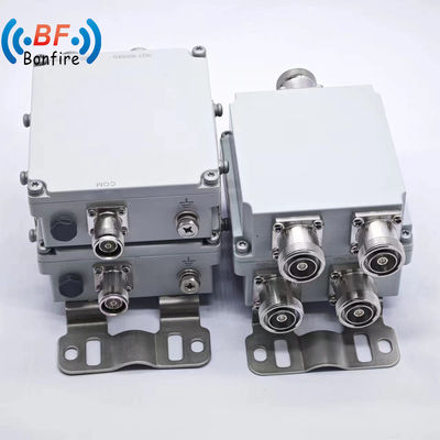 4.3-10f DIN-F N-F 직선 RF 트리플렉서 디플렉서 조합기 실내/외부 IP65 통신 부품