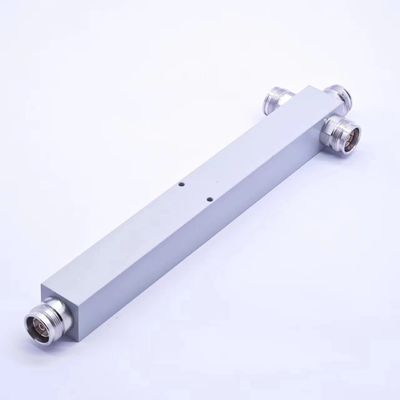 698-4200MHz Pim-160dbc N 타입 커넥터와 함께 3 차원 전력 분할기 아래 데이터 테이블 참조