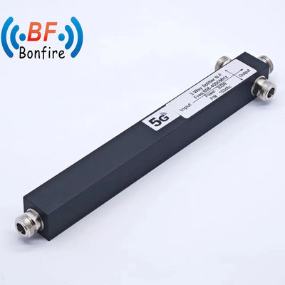 패키지 크기 22.00cm * 7.00cm * 4.00cm 3 Way 전력 분할기 N 여성 617-4000MHz
