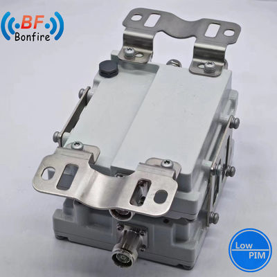 1.500kg 패키지 총중량 2300-2400MHz 트리플렉서 RF 듀얼 밴드 컴바이너 디플렉서