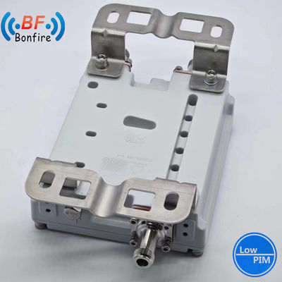 4.3-10f DIN-F IP67 낮은 Pim -150dbc 트리플렉서 RF 듀플렉서 애플리케이션을 위한 듀얼 밴드 조합기