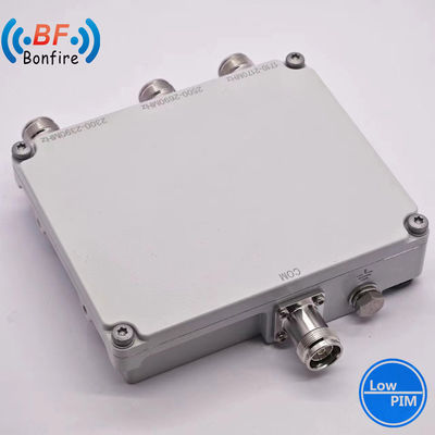 4.3-10f DIN-F IP67 낮은 Pim -150dbc 트리플렉서 RF 듀플렉서 애플리케이션을 위한 듀얼 밴드 조합기