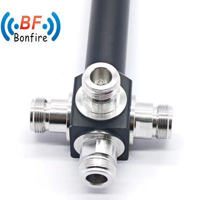 2400~6000MHz NF 커넥터 4차원 전력 분산기 패키지 크기 22.00cm * 7.00cm * 4.00cm
