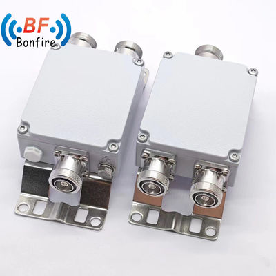 N 남성에서 여성 RF 결합기 듀얼 밴드 결합기 RF 동축 고정 저감기 2500-2700MHz 3-40dB