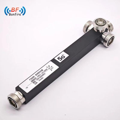 0.510kg 패키지 5000~6000MHz 2차원 스플리터/디바이더 DIN 여성 실내/외부 IP65