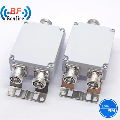 200W 3/6/10/15/20dB RF 결합기 DIN-F 2300-2400 2500-2700MHz를 위한 일정한 감소기