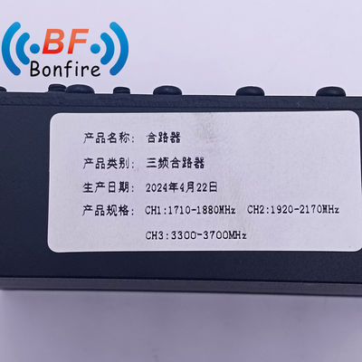 HLQ-XXXXX 트라이 밴드 컴바이너 1710-1880 1920-2170 3300-3700MHz 4.3-10-F DIN-F N-F