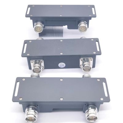 2에서 2 밖으로 하이브리드 결합기 하이브리드 결합기 698-3800MHz 4.3-10 F Ibs/Das 프로젝트