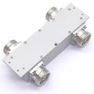 DQ-0738-223301 하이브리드 컴바이너 2 in 2 out 698-3800MHz DIN-F 패키지 총 무게 2,000kg