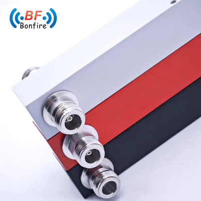 신호 분배를 위한 100W 2차원 전력 분산기 N-F/4.3-10-F/DIN-F 617-4000MHz IP60