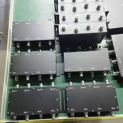 698-3800MHz 하이브리드 커플러 2 in 2 Out for in Building Das DIN-F 검은색 회색 맞춤형