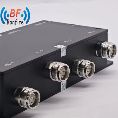 회색/붉은/검은/개인 맞춤형 광대역 698-3800MHz 4.3-10 여성 IP65 하이브리드 조합기