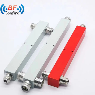 RF 패시브 2way 마이크로 스트립 전력 분할기 698-3800MHz SMA 여성 커넥터 유형