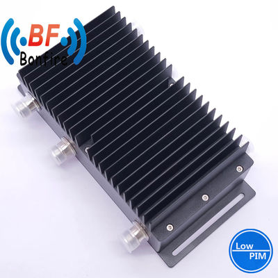 4.3-10 여성 -160dbc 300W 4 in 4 아웃 하이브리드 결합기 698-3800MHz