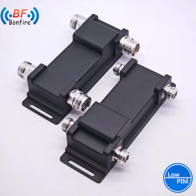 120.00cm * 7.00cm * 4.00cm 617-3800MHz 3dB 하이브리드 결합 결합기 중 2중 1 N 여성