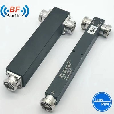 RF 50W 야외 2 차원 전력 분할기 N 여성 전력 분할기 350-3800MHz 기지 스테이션
