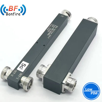 RF 50W 야외 2 차원 전력 분할기 N 여성 전력 분할기 350-3800MHz 기지 스테이션
