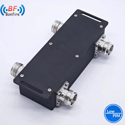 200W 4.3-10-F/DIN-F/N-F 2X2 698-4000MHz 하이브리드 컴바이너 총 무게 2,000kg