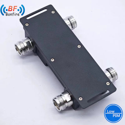 200W 4.3-10-F/DIN-F/N-F 2X2 698-4000MHz 하이브리드 컴바이너 총 무게 2,000kg