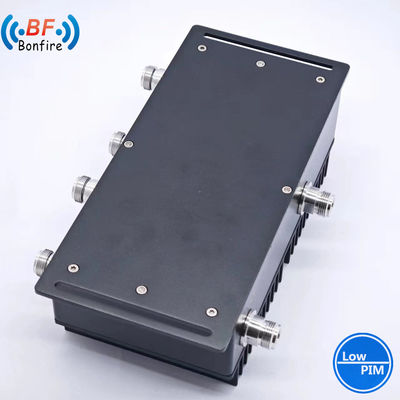 로프 피임 하이브리드 커플러 4X4 3dB 하이브리드 커블러 N 여성 타입 698-4000MHz 사용자 정의
