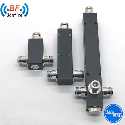 698-4000MHz N 커넥터 전력 분할기 / 분할기 광대역 신호 분배를위한 3 차원