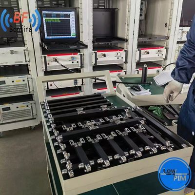 N-F/4.3-10-F/DIN-F 인터페이스와 함께 300W 2 Way/2 Port RF 전력 분할기 / 전력 분할기