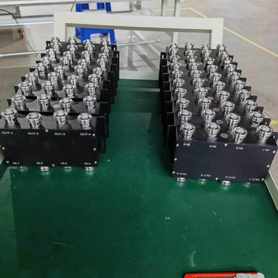 698-4000MHz 4X4 4에서 300W 155pim RF 하이브리드 커플러