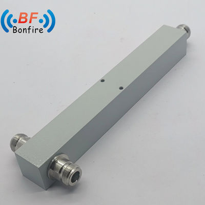 실내/외부 IP65 마니론 GFQ-698-3800MHz 낮은 Pim -160dbc 홀리 RF 전력 분할기 2 차원 분할기
