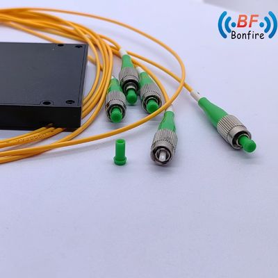 1*4 단일 모드 PLC 스플리터 0.500kg 패키지 크기 25.00cm * 20.00cm * 10.00cm