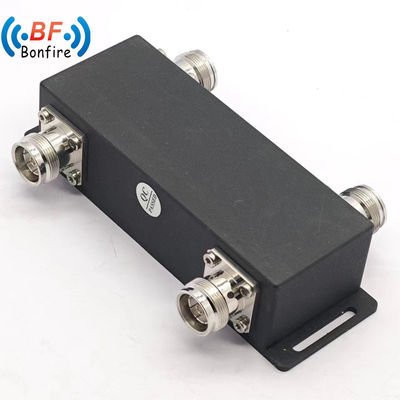 DQ-XXXXX 고전력 RF 하이브리드 커플러 조합 3 in 3 617-3800MHz 빨간색 맞춤