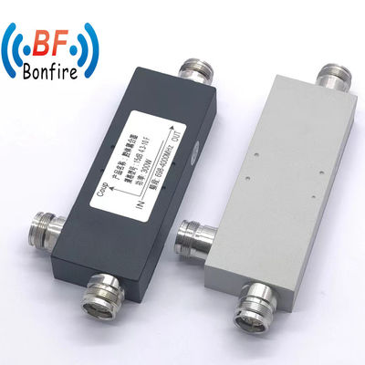 성능 패시브 컴포넌트 1.5GHz-4.5GHz 20W 20dB 커넥터 RF 방향 결합기