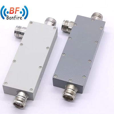 검은색 698-3800MHz 25dB 결합 정도 300W 0.3dB RF 홀리 방향 결합기
