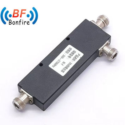 300W 1.47dB 손실 구멍 RF 방향 결합기 698MHz-3800MHz에 대한 7dB 결합도